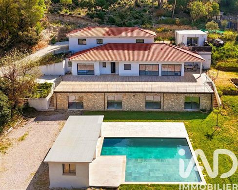 Villa a Gémenos, Bocche del Rodano