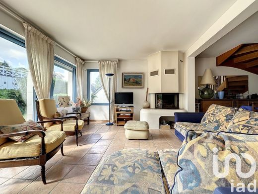 Villa in Saint-Cast-le-Guildo, Côtes-d'Armor