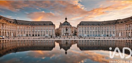 Villa in Bordeaux, Gironde