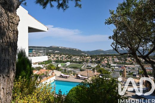 Villa Carnoux-en-Provence, Bouches-du-Rhône
