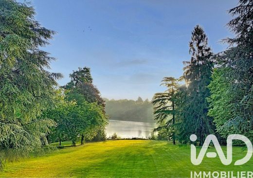 Villa in La Chapelle-sur-Erdre, Loire-Atlantique