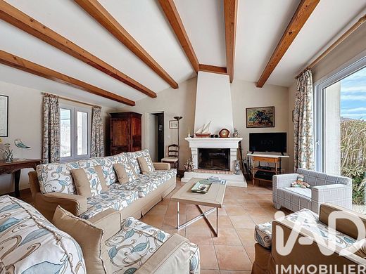 Willa w La Couarde-sur-Mer, Charente-Maritime