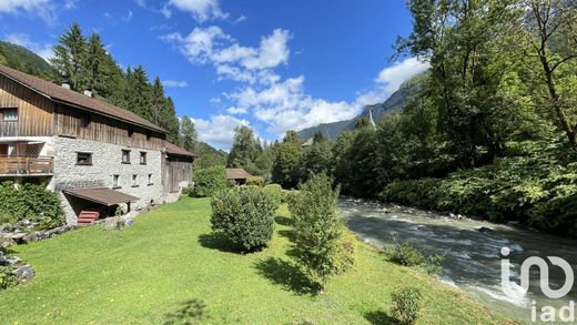 Villa in Glières-Val-de-Borne, Haute-Savoie