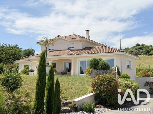 Villa in Bourgoin-Jallieu, Isère
