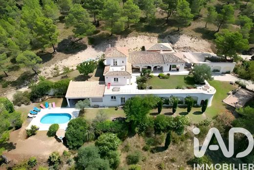 Villa in Rognes, Bouches-du-Rhône