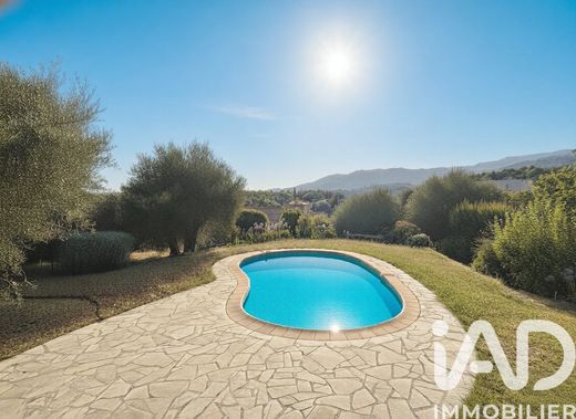 Villa in Le Rouret, Alpes-Maritimes