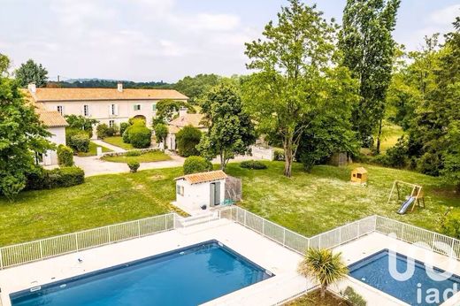 Villa a Ronsenac, Charente