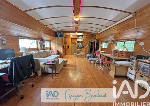 Apartment in Puteaux, Hauts-de-Seine