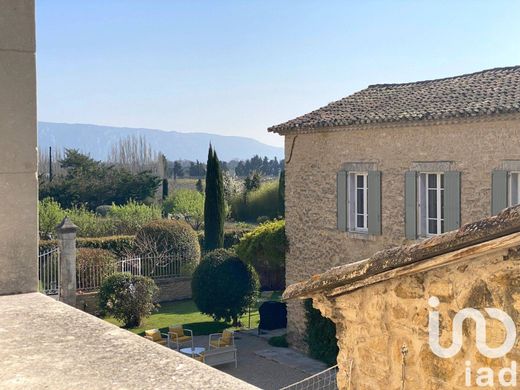 Villa in L'Isle-sur-la-Sorgue, Vaucluse