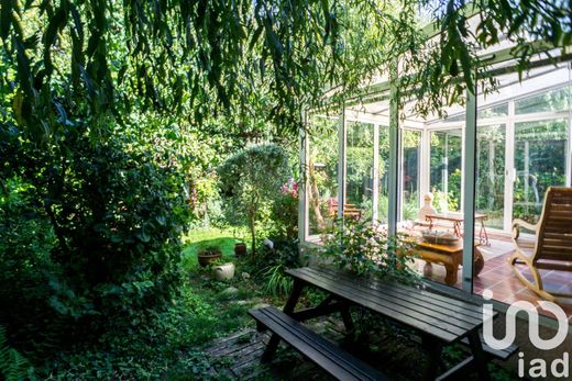 Вилла, Bougival, Yvelines