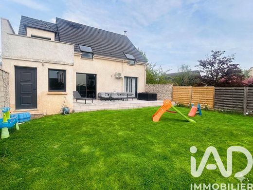 Villa in Draveil, Essonne