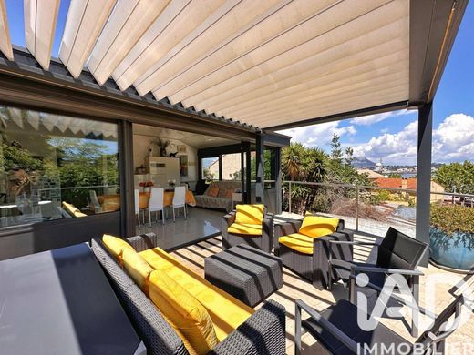 Villa in Saint-Mandrier-sur-Mer, Var