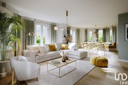 Villa in Chatou, Yvelines