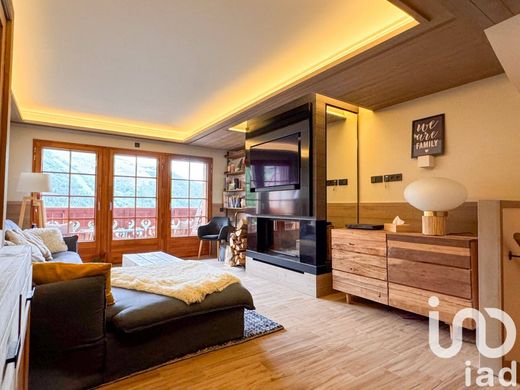 Apartment / Etagenwohnung in Les Avanchers-Valmorel, Savoy