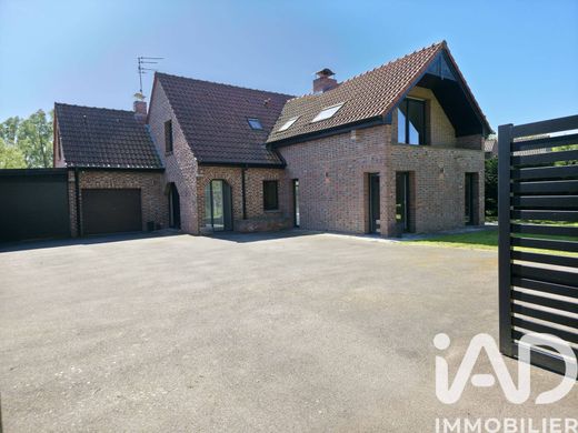 Villa in Wasquehal, North