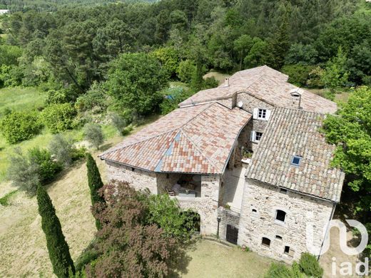 Вилла, Ailhon, Ardèche