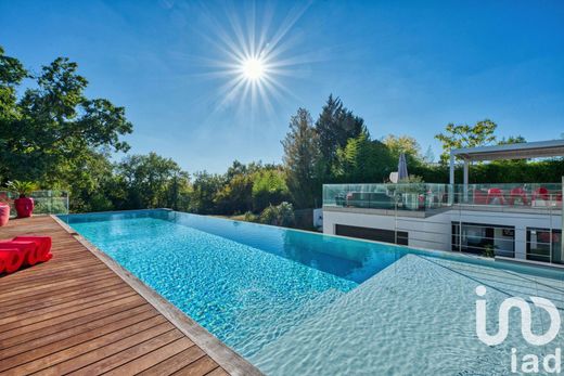 Villa in Bouliac, Gironde