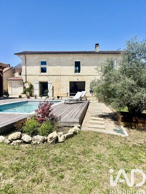 Villa in Floirac (Gironde), Gironde