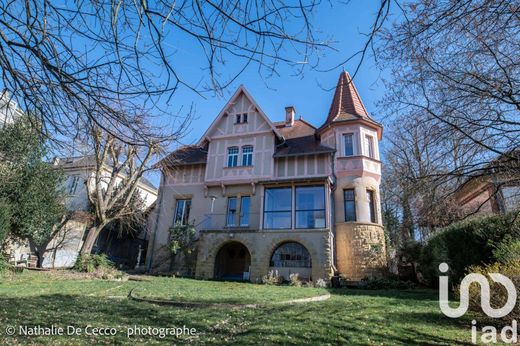 Villa in Montigny-lès-Metz, Moselle