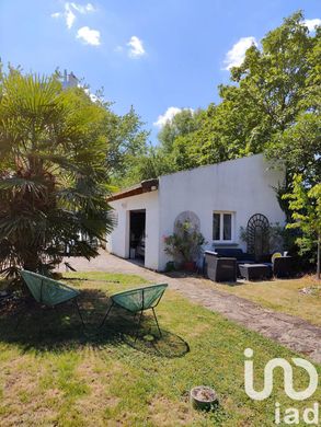 빌라 / Montreuil, Seine-Saint-Denis