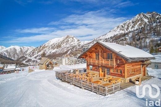 Willa w Isola, Alpes-Maritimes