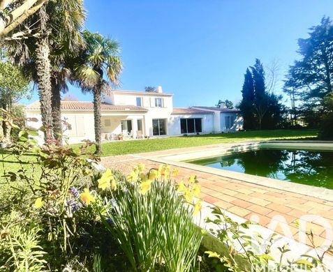 Villa in Marsilly, Charente-Maritime