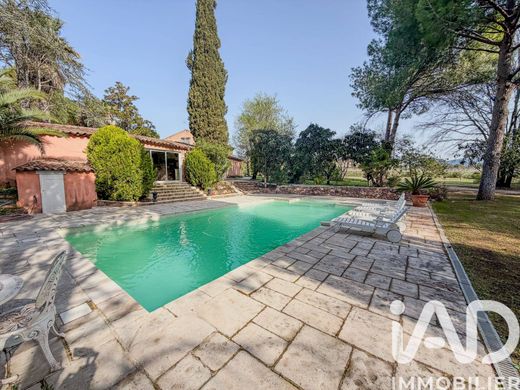 Villa en Roquebrune-sur-Argens, Var