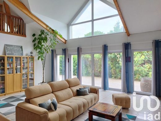 Villa - Chelles, Seine-et-Marne