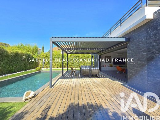 Villa in Sanary-sur-Mer, Var