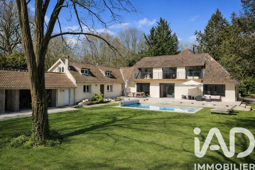 Villa in Lamorlaye, Oise