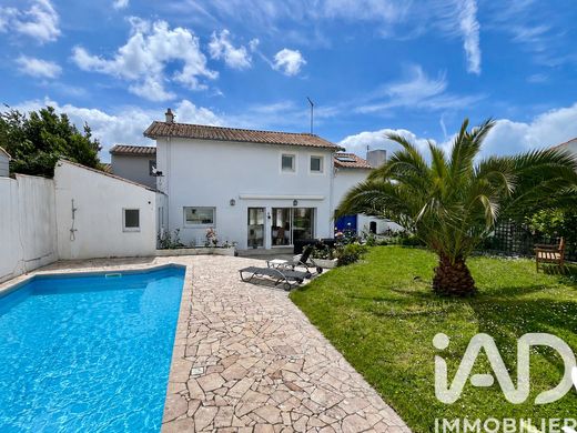Villa in Saint-Gilles-Croix-de-Vie, Vendée