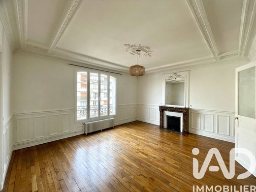 Apartment in Montrouge, Hauts-de-Seine