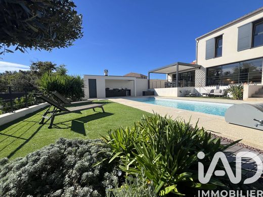 别墅  Sainte-Colombe-de-la-Commanderie, Pyrénées-Orientales