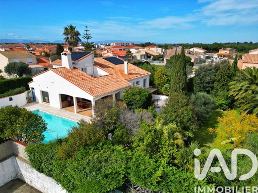 Villa in Cabestany, Pyrénées-Orientales