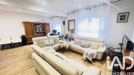 ﻓﻴﻼ ﻓﻲ Montrouge, Hauts-de-Seine