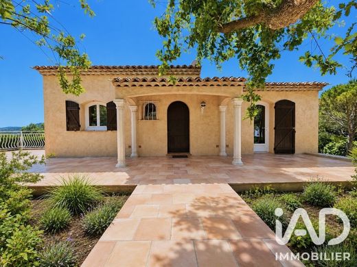Villa in Mandelieu-la-Napoule, Alpes-Maritimes