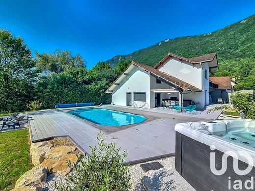 Villa en Doussard, Alta Saboya