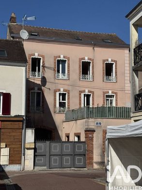 Residential complexes in Montereau-Fault-Yonne, Seine-et-Marne