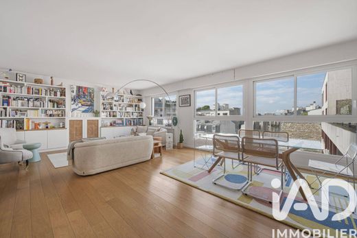 Apartment in La Muette, Auteuil, Porte Dauphine, Paris
