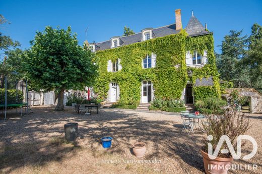 Villa in Cantenay-Épinard, Maine-et-Loire