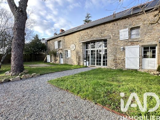 Villa in Saint-Étienne-de-Montluc, Loire-Atlantique