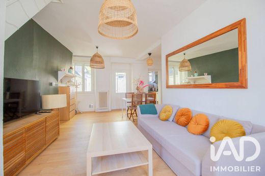 Apartment in Fontainebleau, Seine-et-Marne