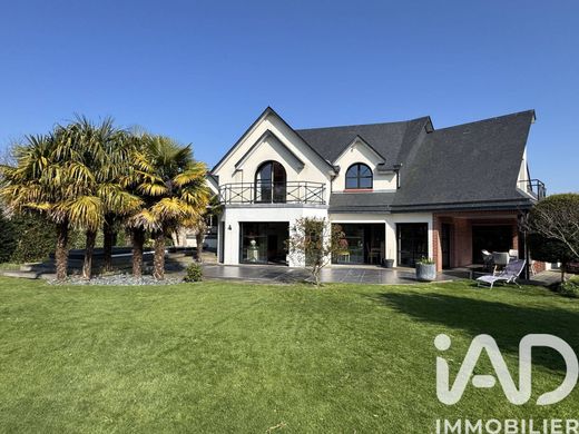 Villa in Franqueville-Saint-Pierre, Seine-Maritime