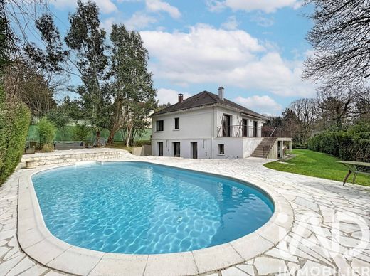 Villa in Montmorency, Val d'Oise