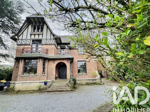 Villa Roncq, North