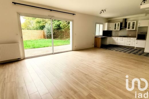 Antony, Hauts-de-Seineのヴィラ