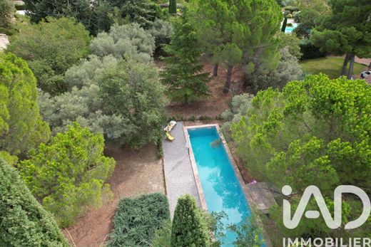 Вилла, Éguilles, Bouches-du-Rhône