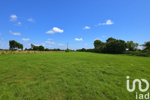 Land in Équemauville, Calvados