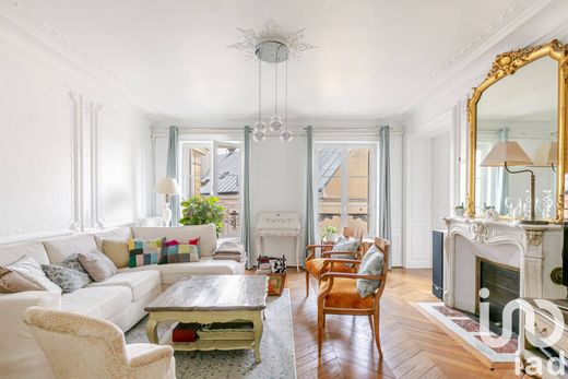 Apartament w Wersal, Yvelines