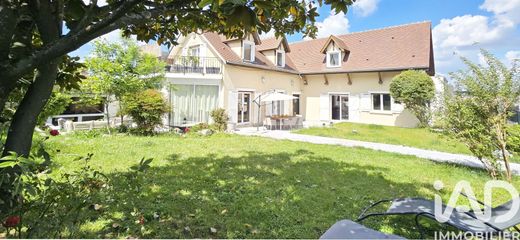 Villa in Montévrain, Seine-et-Marne